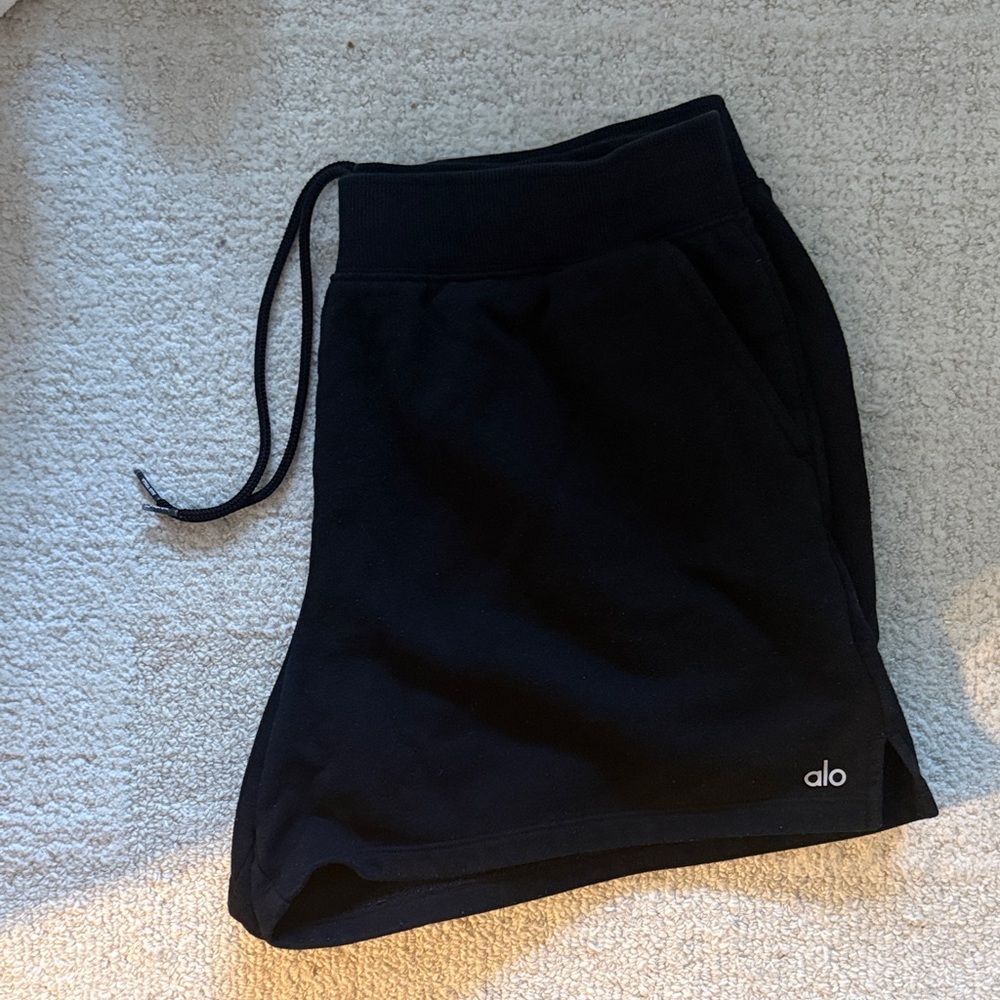 Alo Accolade Sweat Shorts